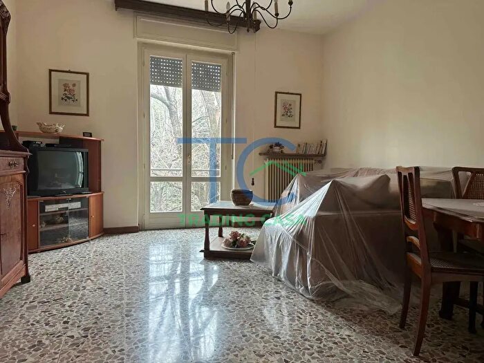 Appartamento trilocale in vendita in Via Rossi Antodomenico, Piacenza