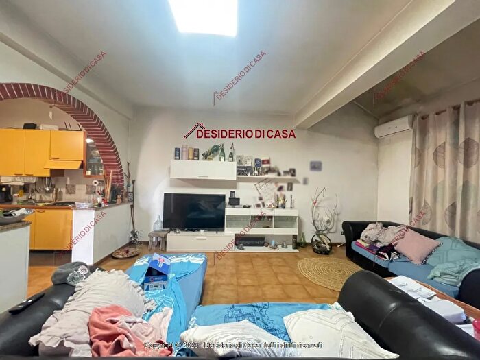 Casa con 5 locali in vendita in Lascari