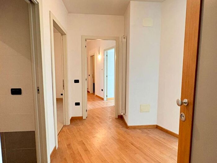 Appartamento trilocale in affitto in Via Eleuterio Di Gianfilippo, Centro, Avezzano