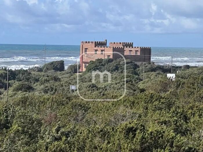 Appartamento quadrilocale in vendita in Lungomare Ugo Tognazzi, Pomezia