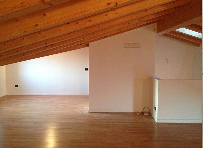 Casa con 5 locali in affitto in via Dei Castagni, Tramonte, Teolo