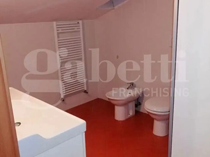 Casa in affitto in Via Brigata, Avellino