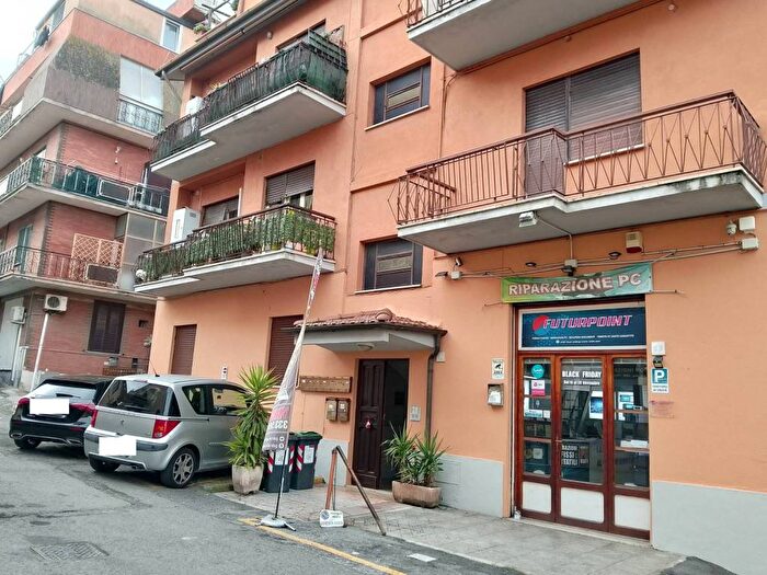 Appartamento bilocale in affitto in Via Emilio Morosini, Centro, Monterotondo