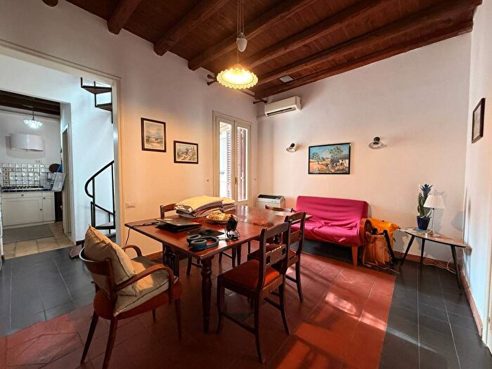 Appartamento con 5 locali in affitto in Riviera Dionisio il Grande, Borgata Santa Lucia, Siracusa