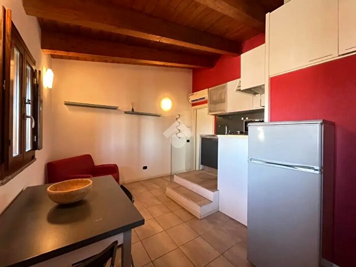 Appartamento bilocale in affitto in Via Garigliano, Milano