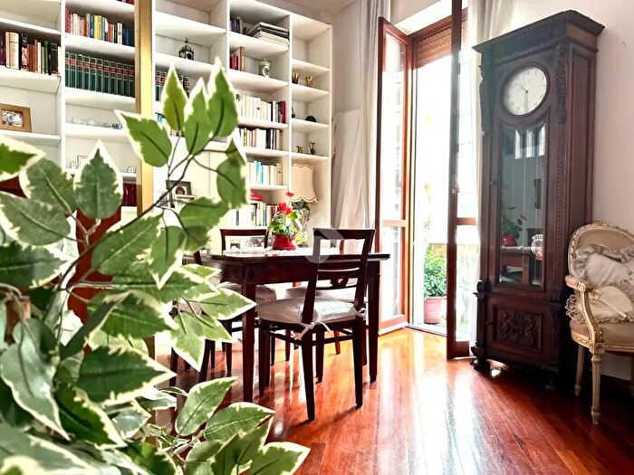 Appartamento bilocale in vendita in Via Paolo Diacono, Milano