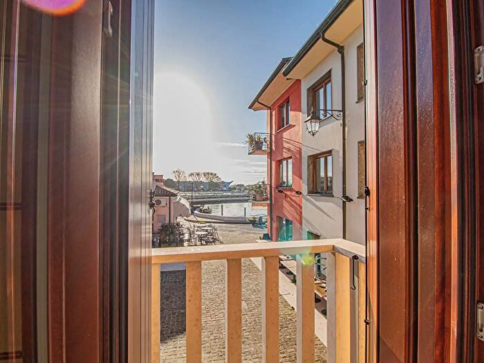 Casa con 6 locali in vendita in Marano Lagunare