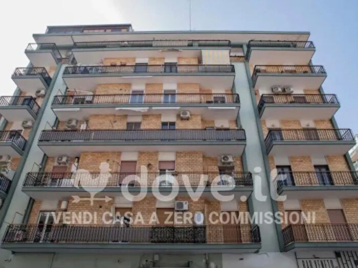 Appartamento quadrilocale in vendita in Via Veneto, Taranto