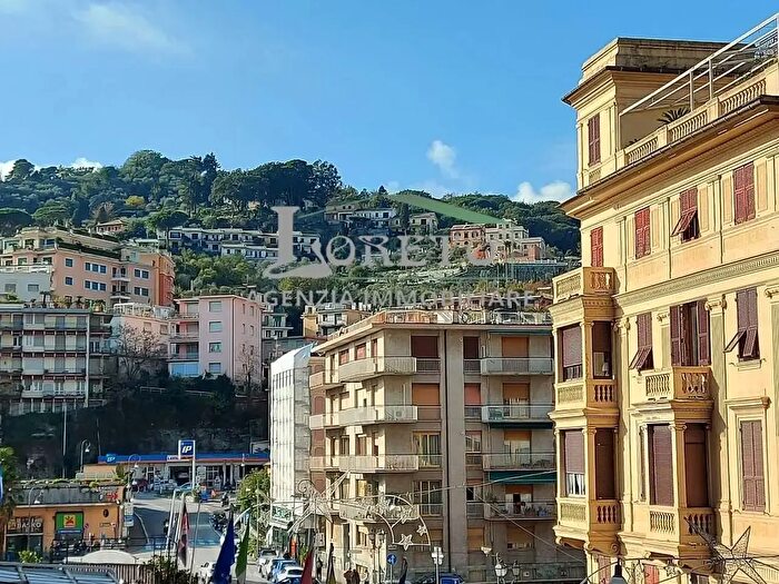 Appartamento trilocale in vendita in Rapallo
