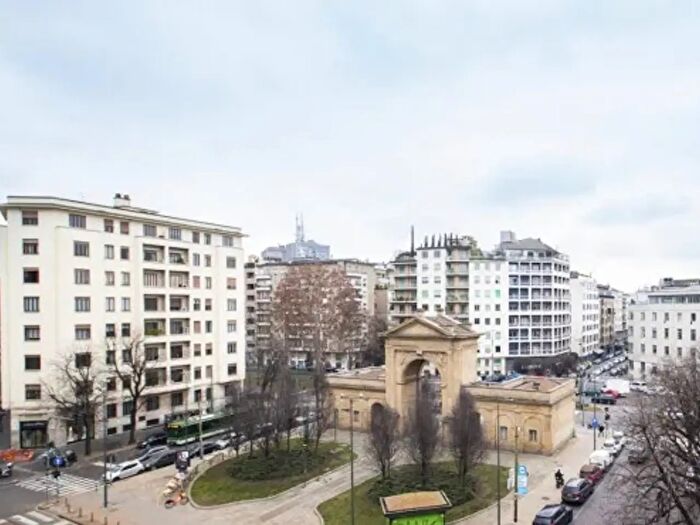 Appartamento trilocale in vendita in Milano