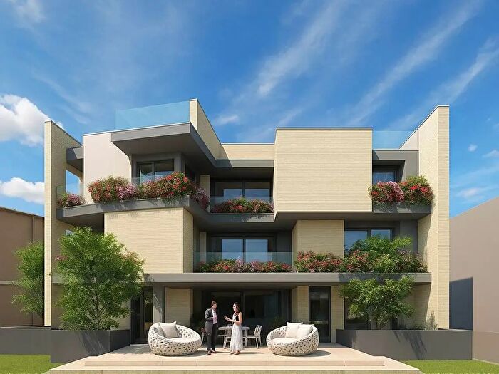 Appartamento trilocale in vendita in Borgo Valorio, Parma