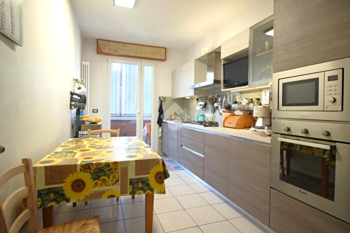 Appartamento quadrilocale in vendita in Via Emilia Levante, Cesena