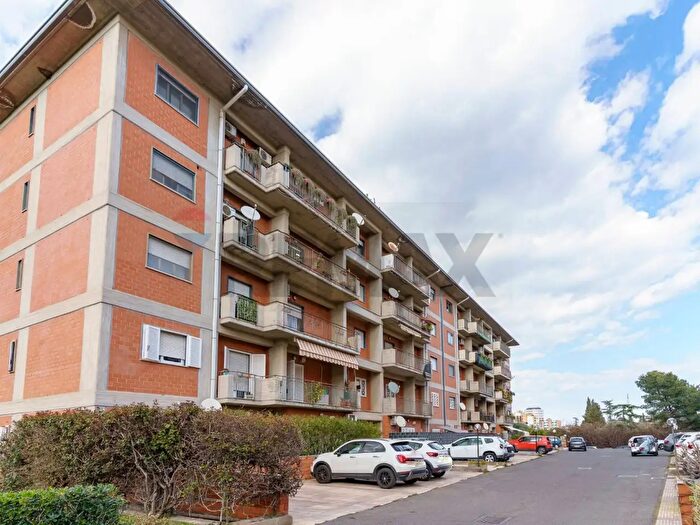 Appartamento quadrilocale in vendita in Via Santa Rosa da Lima, Catania