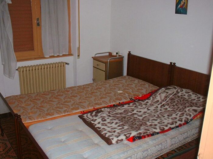 Casa con 11 locali in vendita in Castello DellAcqua