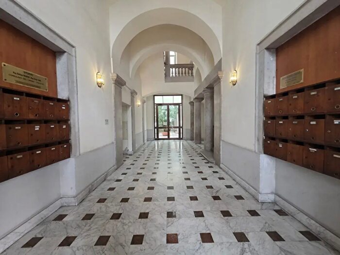 Appartamento con 5 locali in vendita in Trieste