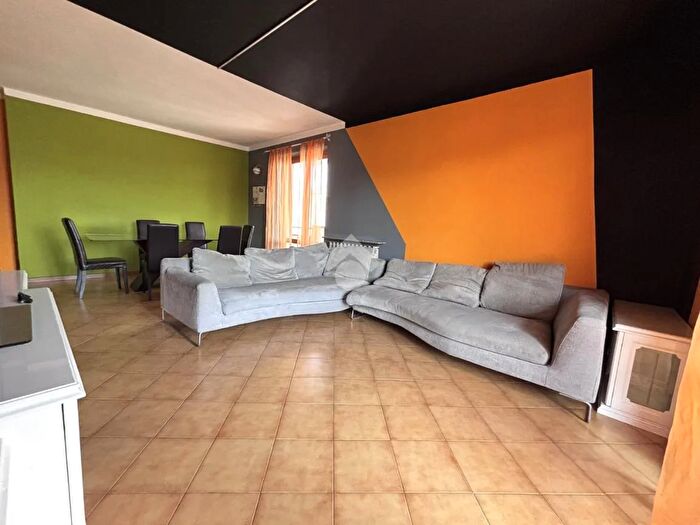 Appartamento trilocale in vendita in Via Lioni, San Paolo DArgon