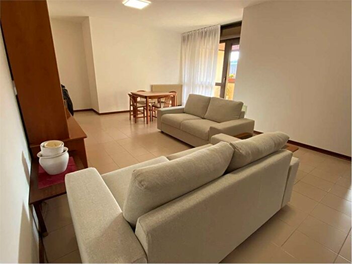 Appartamento con 5 locali in affitto in Via Cengio, Santa Bertilla Mercato Nuovo, Vicenza