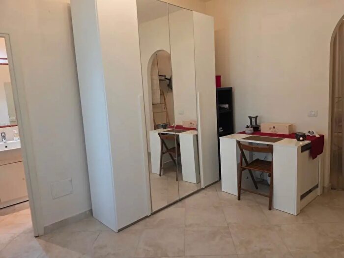 Appartamento bilocale in vendita in Via Asti, Piacenza