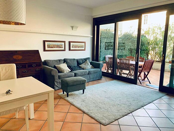 Appartamento con 5 locali in affitto in Cavour, Ancona