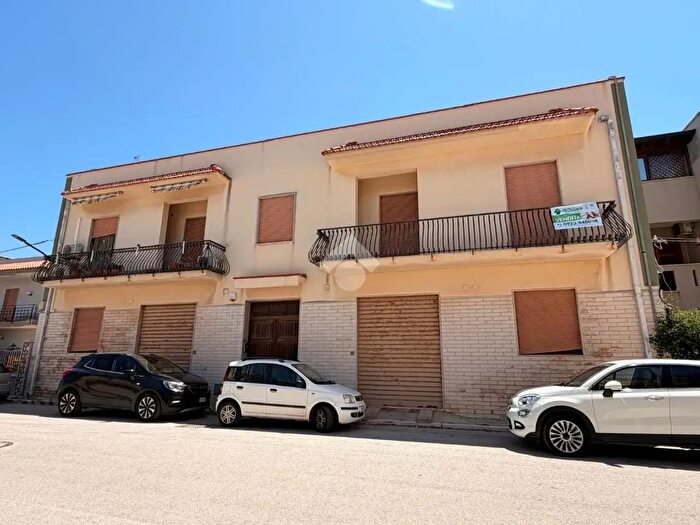 Appartamento con 5 locali in vendita in Via Penelope, Erice