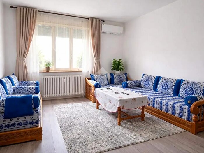 Appartamento quadrilocale in vendita in Via Isonzo, Alessandria