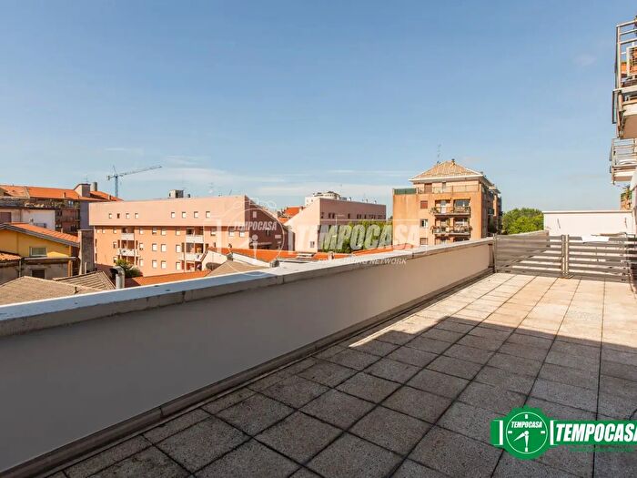 Appartamento quadrilocale in vendita in Via Sant' Ambrogio, Busto Arsizio