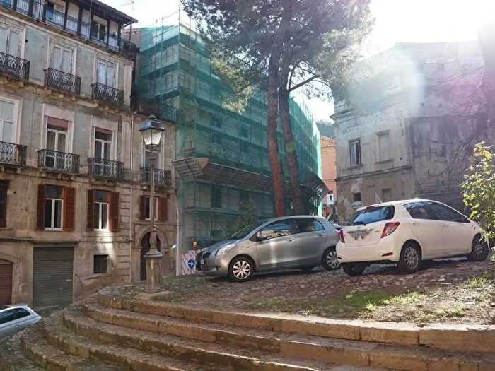 Appartamento bilocale in vendita in Via Padolisi, Cosenza