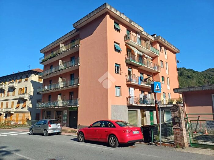 Appartamento quadrilocale in vendita in Via Roma, Busalla