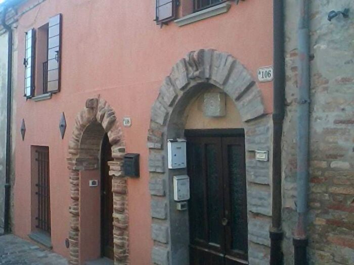 Appartamento trilocale in affitto in Via Roma, Centro, Mondaino