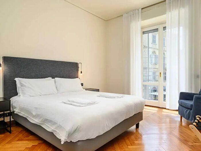 Appartamento in affitto in Via Giosuè Carducci, Milano