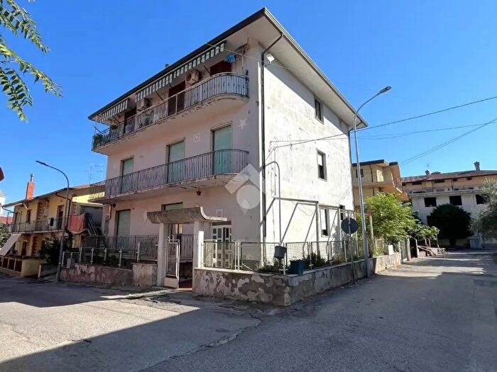 Appartamento quadrilocale in vendita in Via Suor Serafina Buzii, San Giorgio Del Sannio