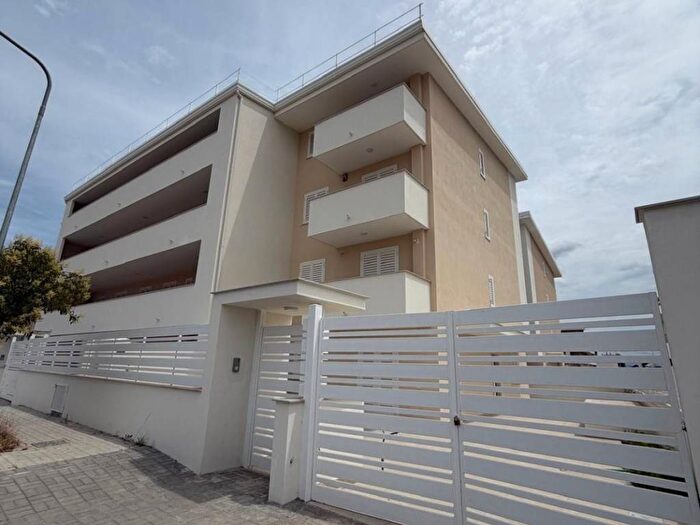 Appartamento quadrilocale in affitto in Via Roma Traversa, Teverola