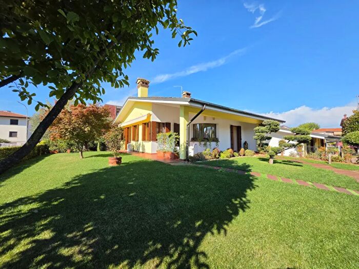Casa trilocale in vendita in Via Toscanini, Mestrino