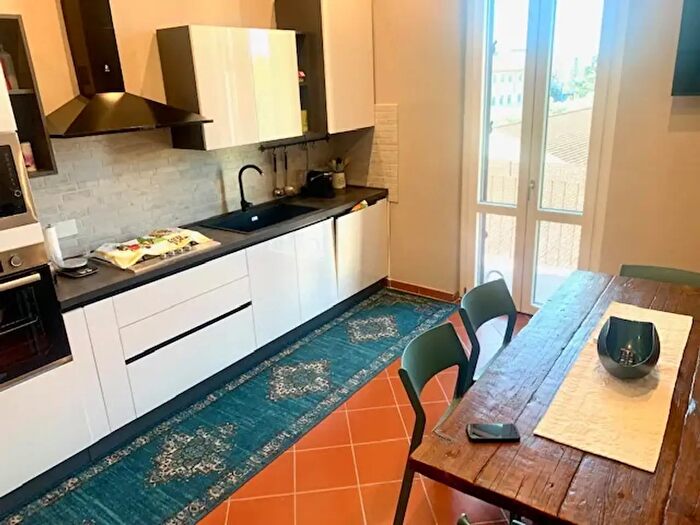Appartamento trilocale in affitto in Firenze