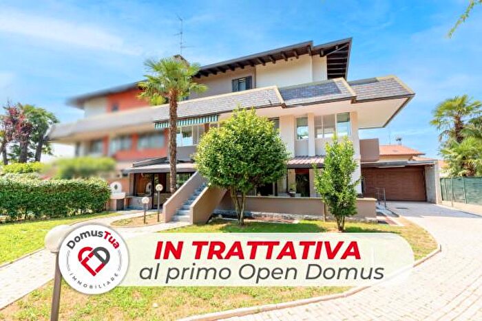 Casa quadrilocale in vendita in Viale Europa, Gorla Maggiore