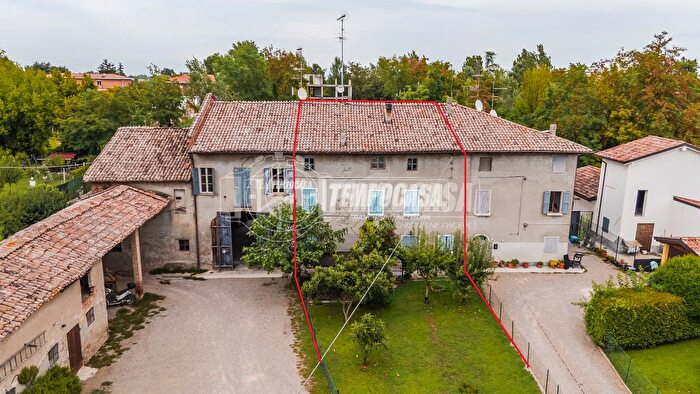 Appartamento quadrilocale in vendita in Via Rioltorto, Scandiano