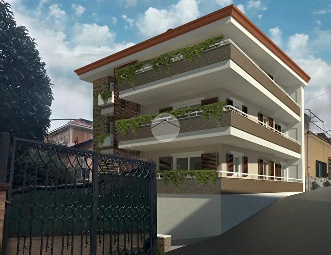 Appartamento trilocale in vendita in Via Edmondo Laurenti, Monte Porzio Catone