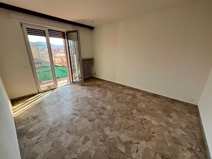 Appartamento trilocale in affitto in Via Giovanni Randaccio, Ferrovieri SantAgostino, Vicenza