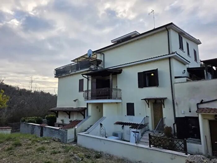 Appartamento bilocale in vendita in Via Tiburtina Valeria, Vicovaro