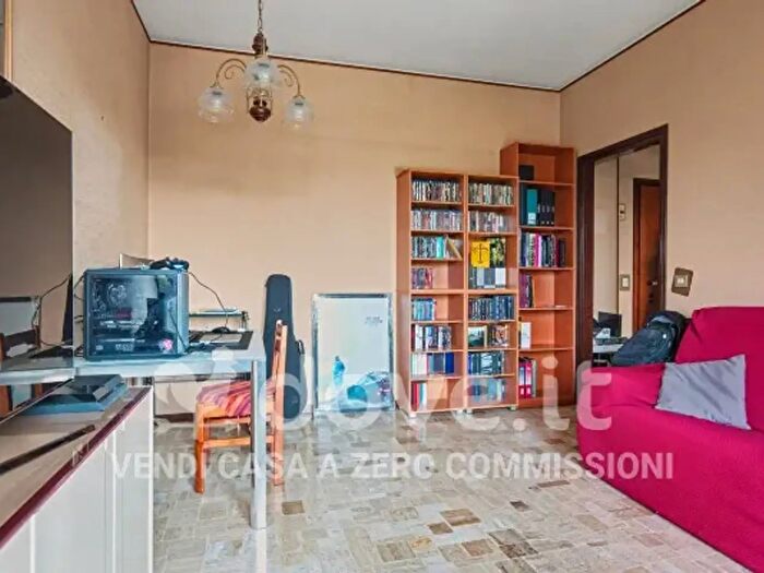 Appartamento bilocale in vendita in Via Cesare Battisti, Paderno Dugnano