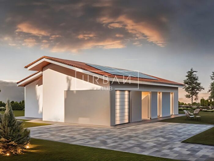 Casa quadrilocale in vendita in Forli