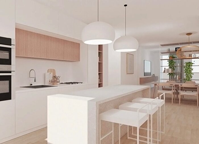 Appartamento quadrilocale in vendita in Via allAra, Rovigo