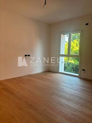 Appartamento quadrilocale in vendita in Via San Pio X, Castelfranco Veneto