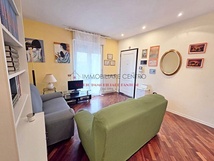 Appartamento con 5 locali in affitto in Via Aurelia Sud, Bicchio Varignano, Viareggio