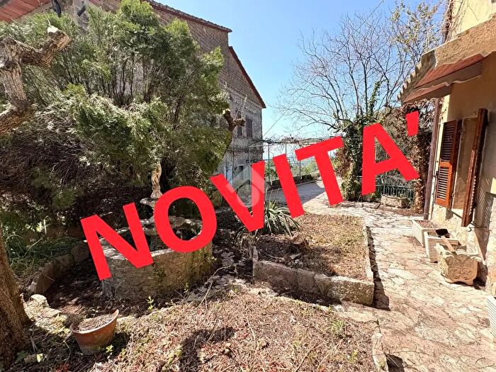Casa con 5 locali in vendita in Str Calvese, Narni