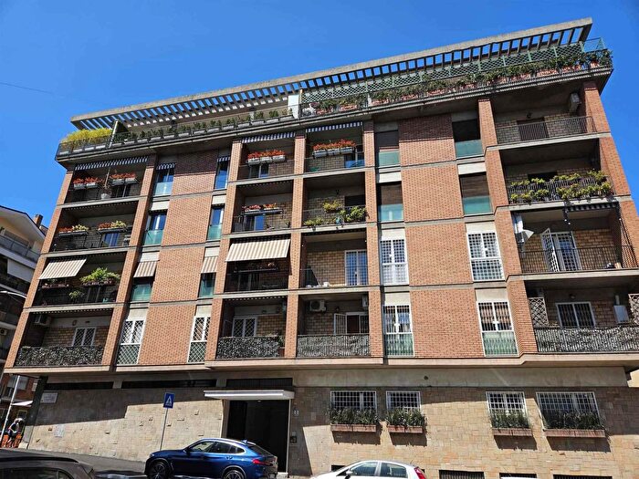 Appartamento trilocale in vendita in Via Francesco Saverio Nitti, Roma