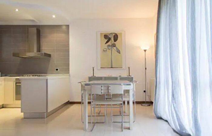 Appartamento trilocale in affitto in Viale Casoli, Riccione