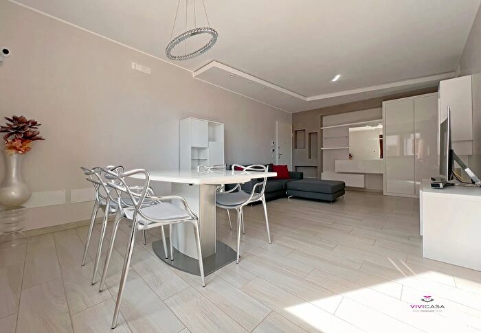 Appartamento trilocale in vendita in Via Valentino Dalessandro Putignano, Putignano