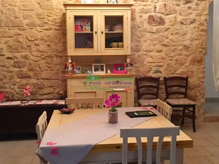 Appartamento trilocale in affitto in Contrada Gilestra, Ragusa