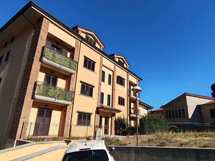 Appartamento trilocale in affitto in Contrada Casale, Ospedaletto d'Alpinolo